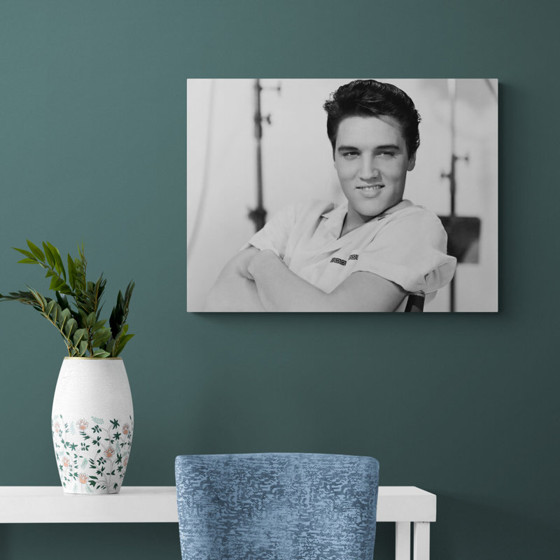 Elvis Presley Smile - Wrapped Canvas Print, 41cm H x 61cm W