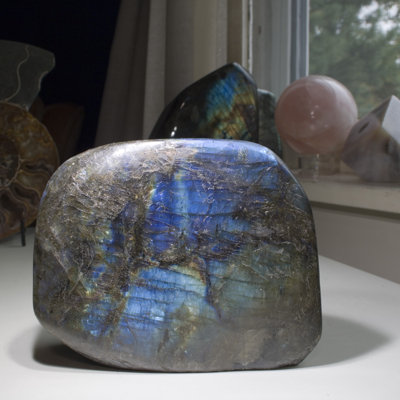 Figurines & Sculptures