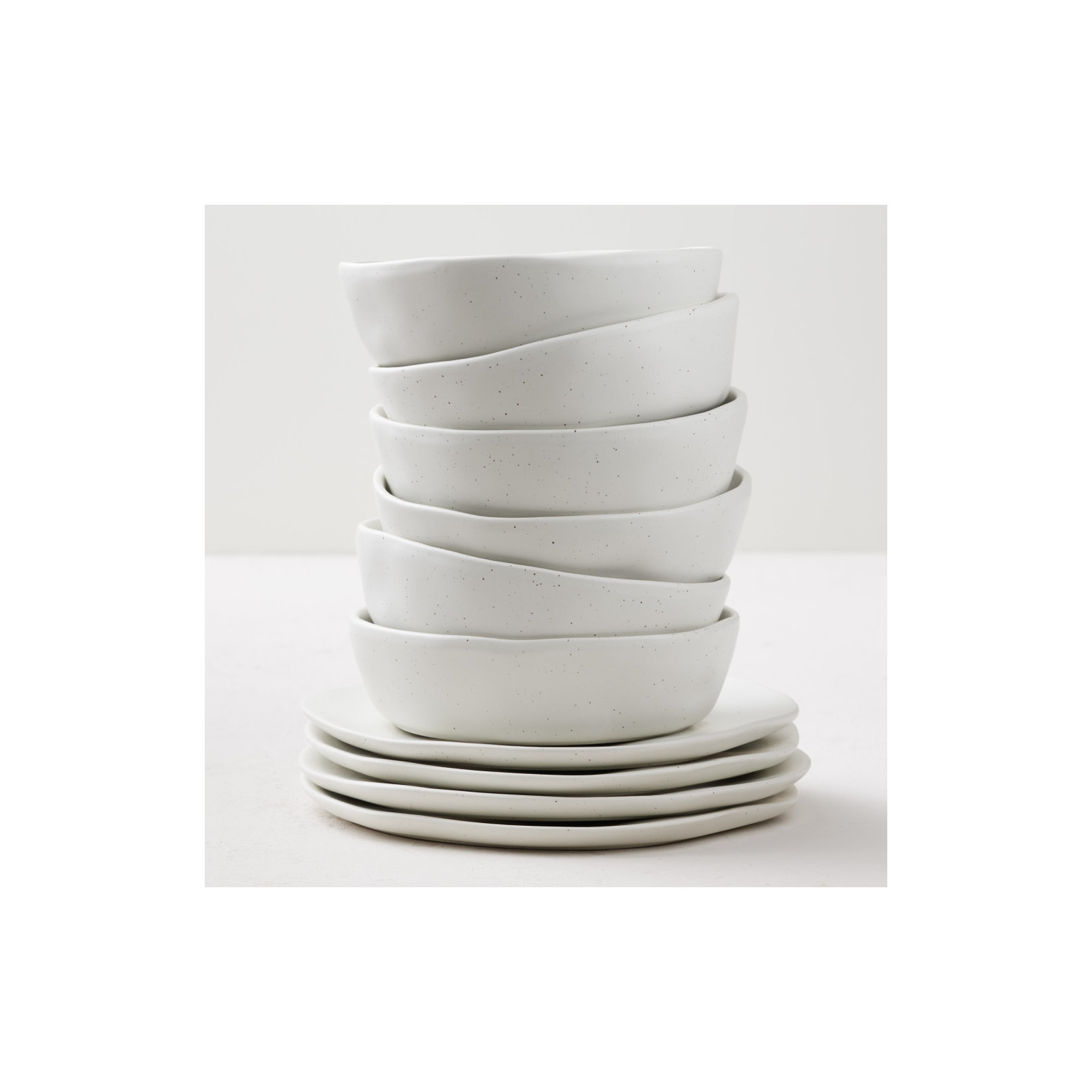 Stone by Mercer Project Hekonda Debossed 16-Piece Dinnerware Set Stoneware, White