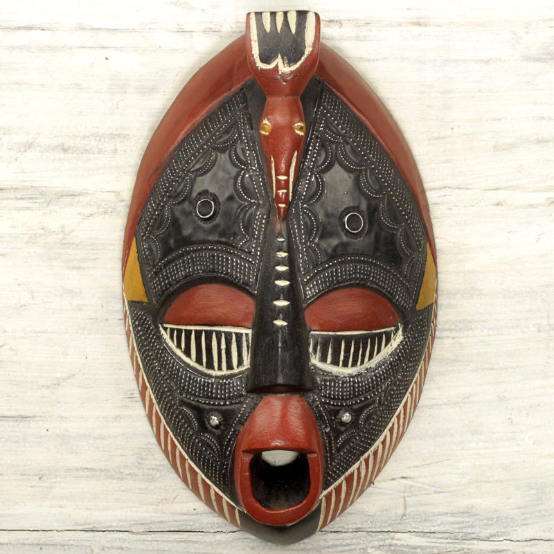 Masque de bois africain Bungalow Rose the Town crier