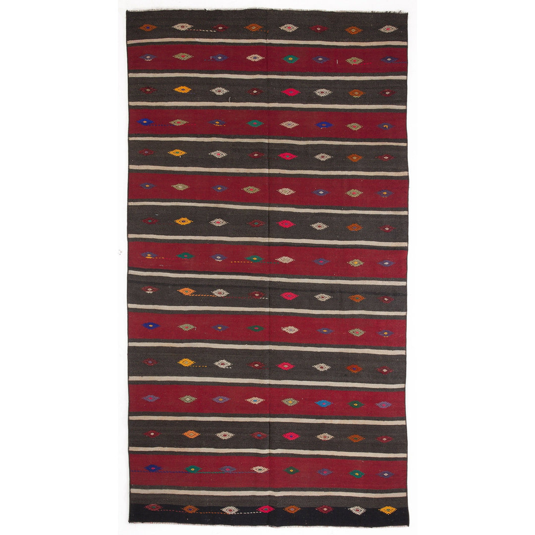 Round Aahaan Hand Knotted Area Rug