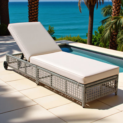 Méridienne d'extérieur, méridienne de patio avec dossier à 5 positions, méridienne d'extérieur en rotin avec coussin et roues pour le bord de la piscine, la cour, le jardin (coussin beige + blanc crème)