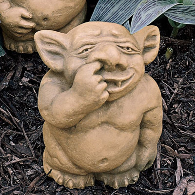 The Picc-a-Dilly Nose Gargoyle Statue