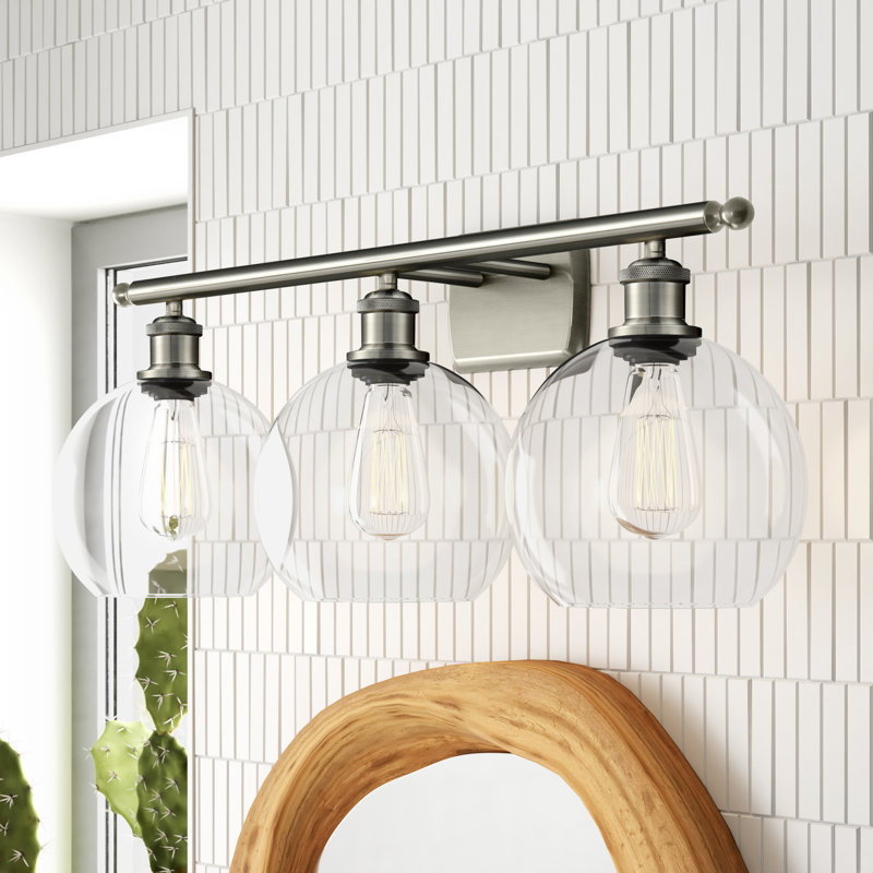 Éclairage de salle de bain à intensité variable à 3 lumières Baptista, Transparent, Ampoule DEL 6 watts Vinage, Nickel poli