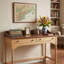Bureau d'écriture en bois avec pieds de canette tournés et tiroirs de rangement