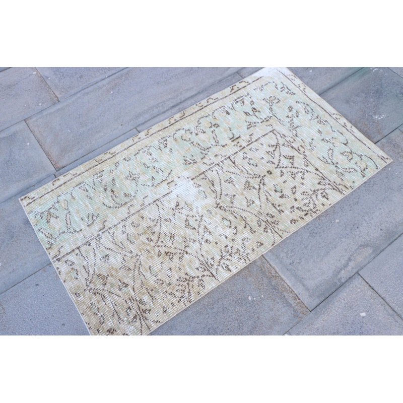 Vintage Turkish Oushak Rug in Rustic Green - Ideal for Entryway or as a Chic Bath Mat