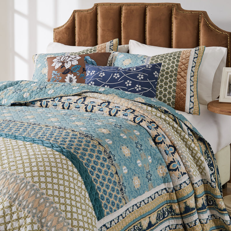 Thalia Blue and Brown Cotton King Reversible Bedspread Set