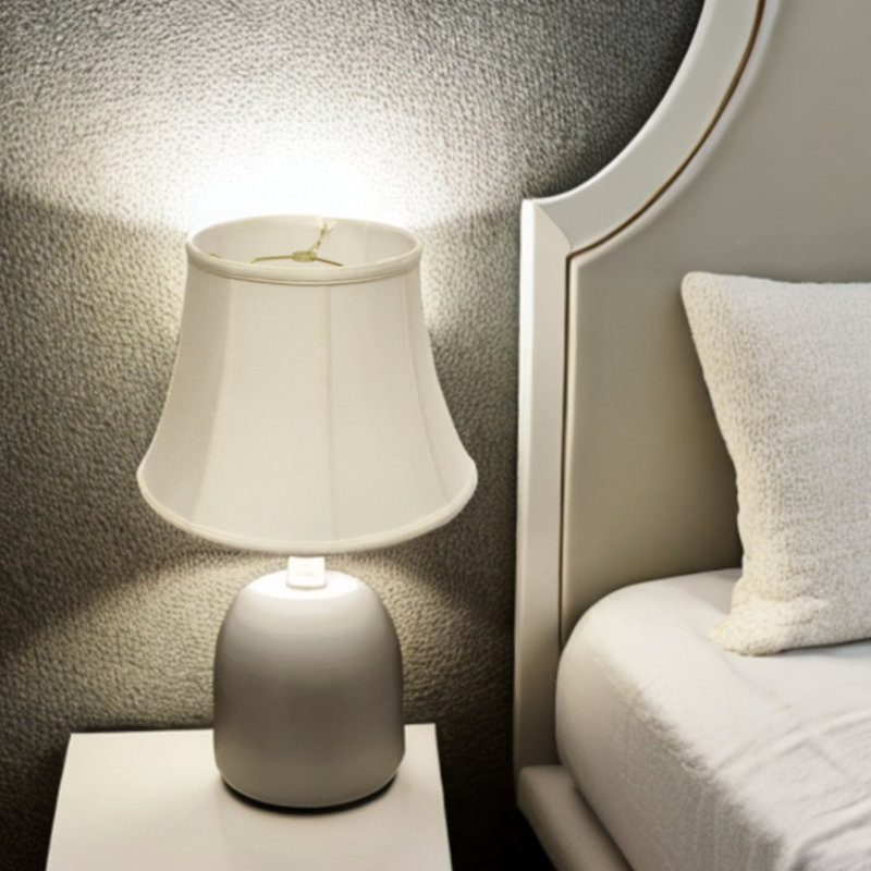 Abat-jour Alay Bell, Blanc antique, H 12 po x l 16 po x P 16 po
