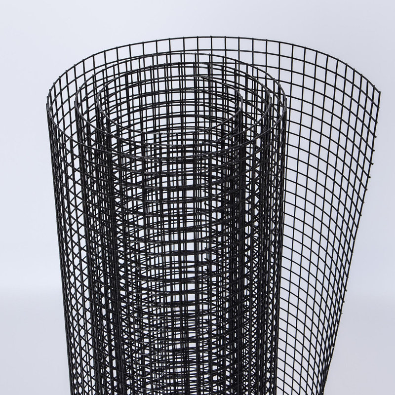 Clôture grillagée en treillis soudé de 60 po x 100 pi en vinyle noir de calibre 19 po x 1/2 po x 1/2 po pour poulailler 1 pièce
