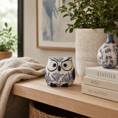 Artistic Ceramic Chinoiserie Owl Figurine Decorations For Living Room - Decorative Object Sculpture Statue For Home Decor - Blue & White