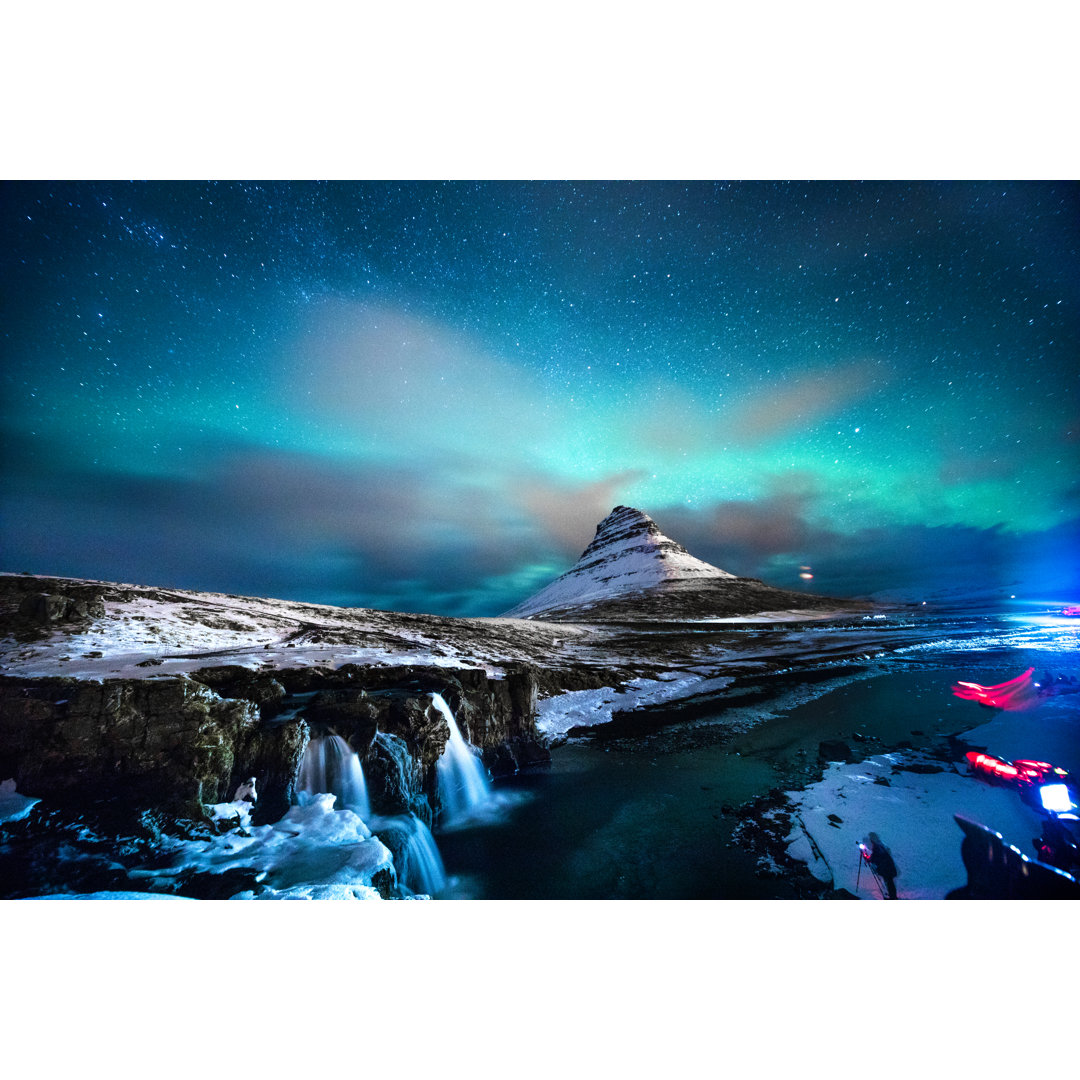 Nordlicht auf dem Berg Kirkjufell in Island - Leinwandbild