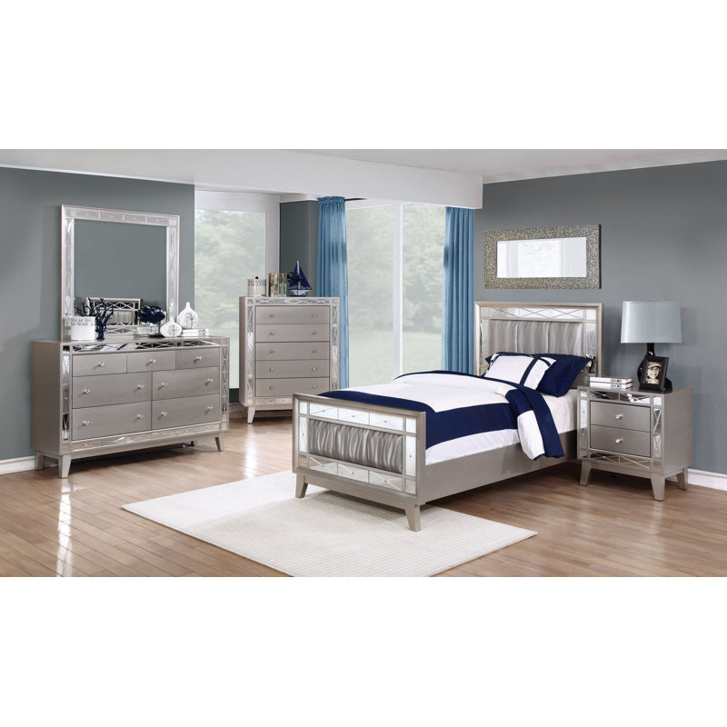 Ensemble de chambre à coucher à panneaux 5 pièces Dareck Melisent, Grand