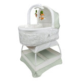 Bassinet with Bedding with Mattress