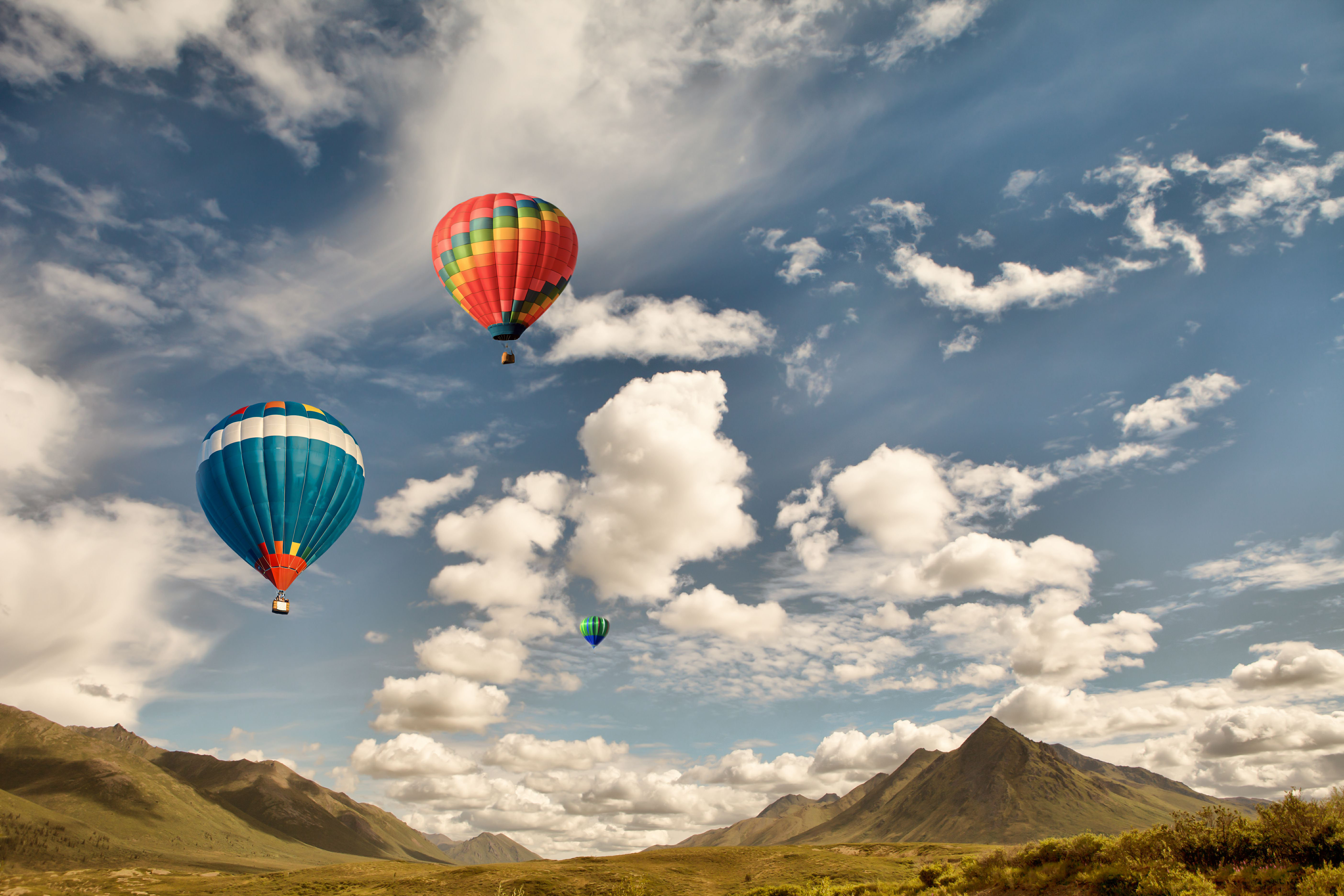 Free Hot Air Balloon Printable Art for Kids