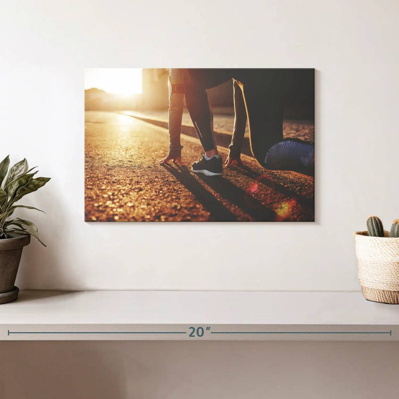 Sireci Athletic Runner, 8" H x 12" W