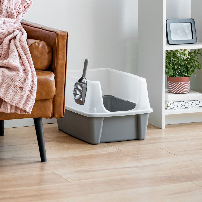 Gray Plastic Enclosed Cat Litter Box with Scoop
