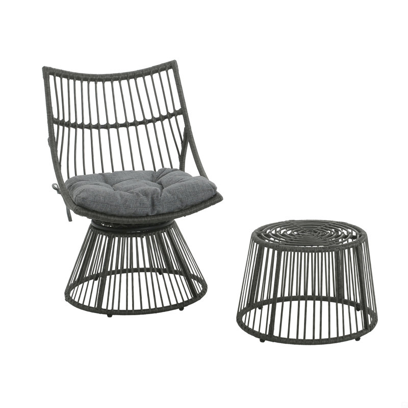 Chaise et table d'appoint