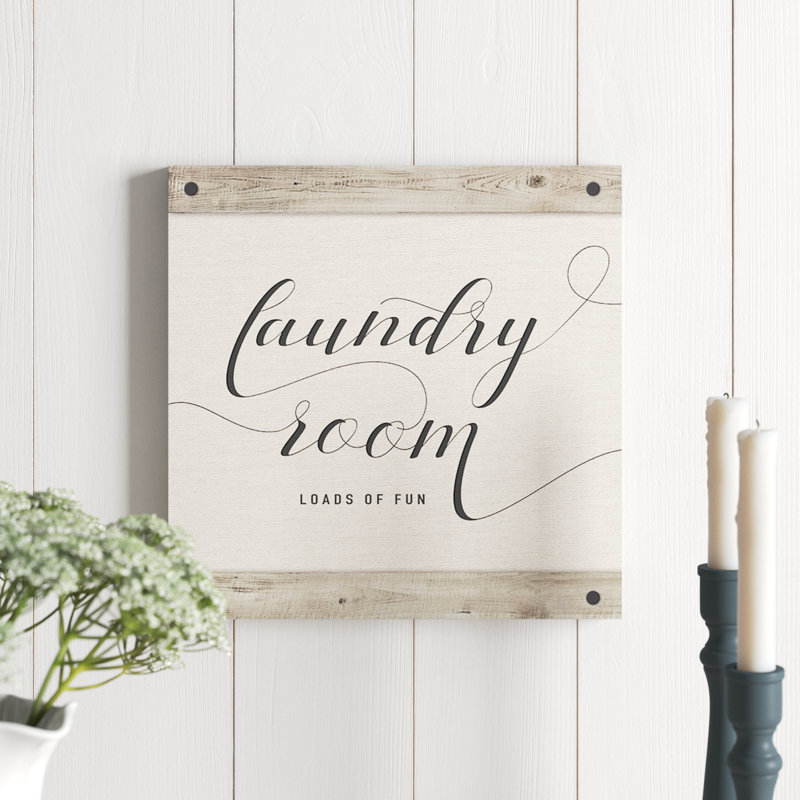 «Laundry Room» par Amanda Murray, reproduction sur toile tendue, H 12 po x l 12 po x P 0,75 po, Toile tendue