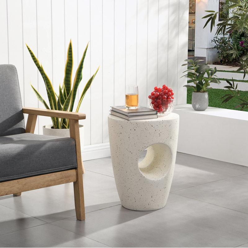 Table d'appoint Belmin, Tache blanche