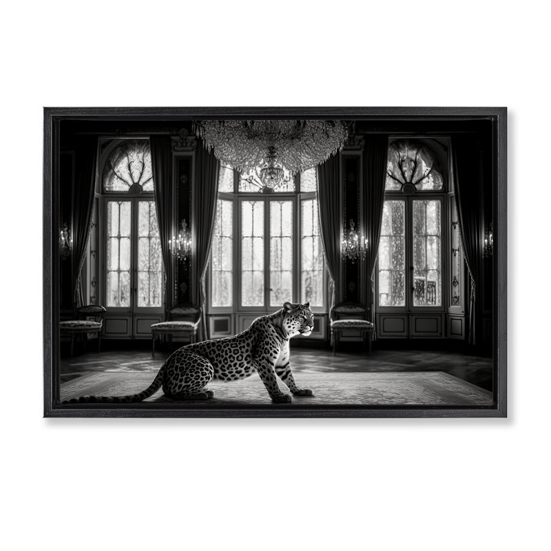 Léopard des neiges dans un cadre flottant manoir opulent, design par Decent Exposures, H 17 po x l 25 po