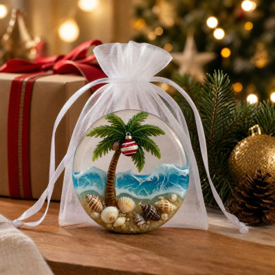 Décoration de Noël 3D en verre de mer, un petit objet de poche réconfortant à offrir à vos proches. Un choix idéal pour les amateurs d'art et les collectionneurs de verre de mer.