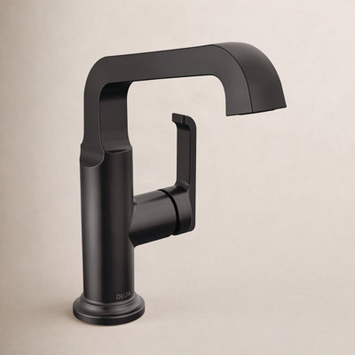 Tetra Single-Hole Bathroom Faucet with Drain