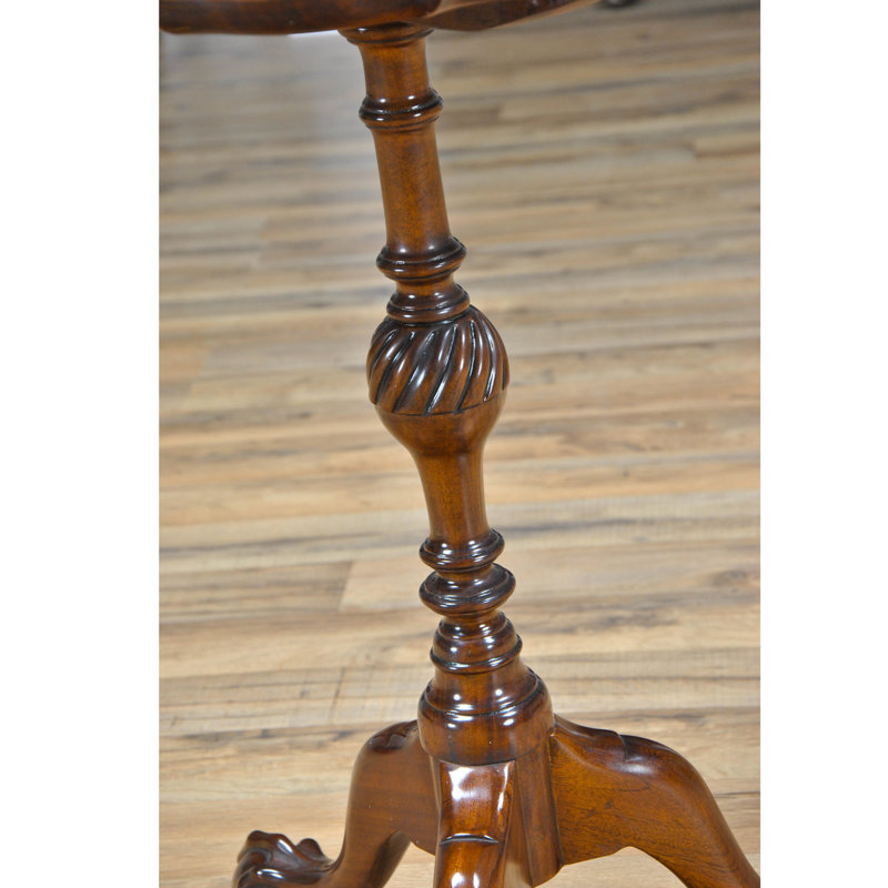 Table à croûte boule et griffes
