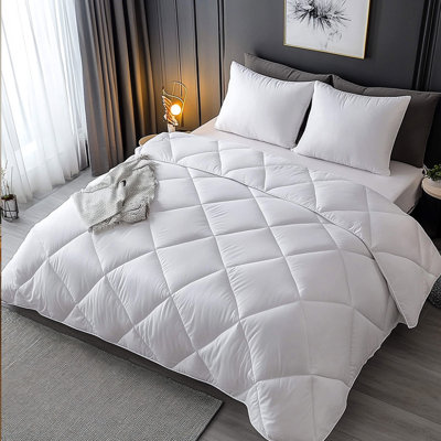 Édredon en duvet d'oie matelassé Diamond