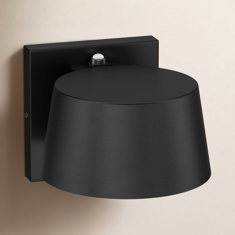 Seoul LED Wall Light