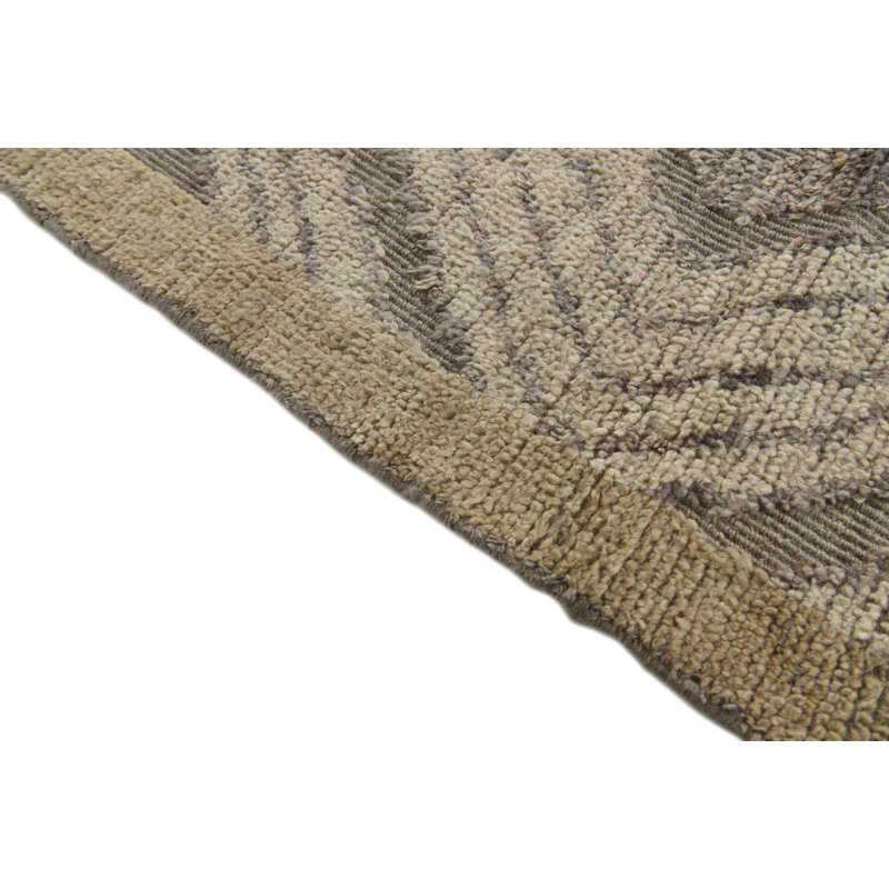 Tapis gris Nemec