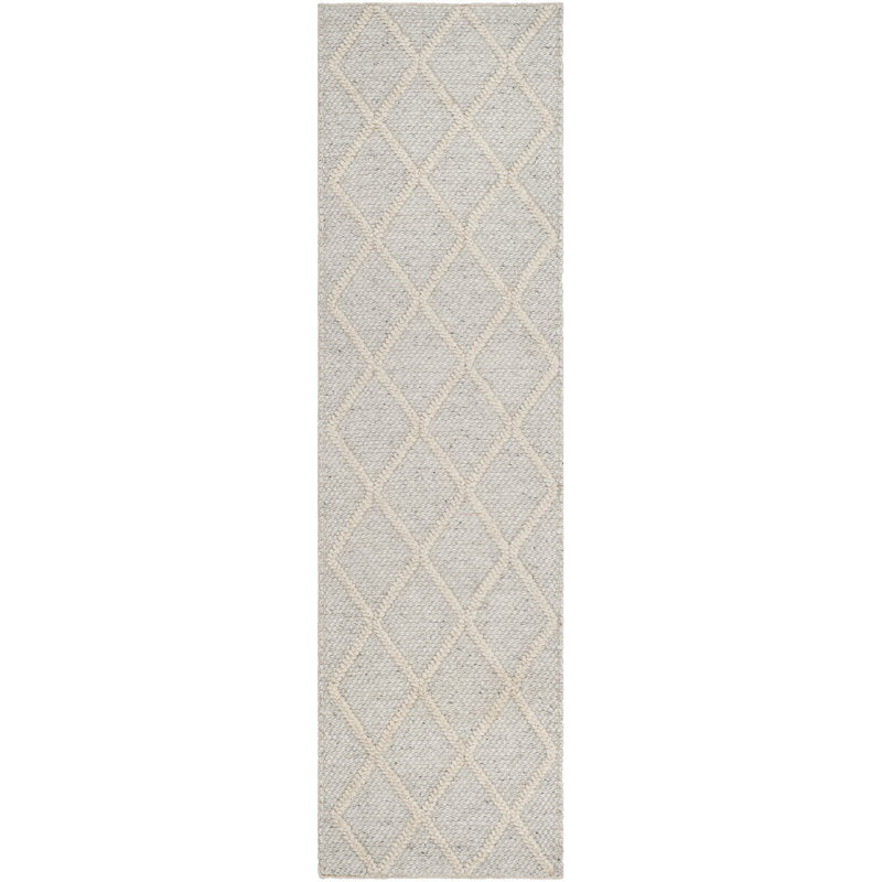 Russo Hand Woven Wool/Viscose Geometric Rug in Silver/Ivory, Runner 2'3" x 7'