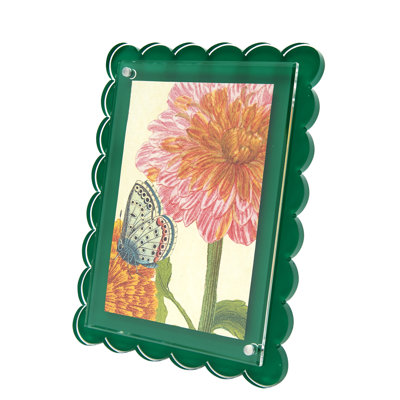 Green Scallop Frame