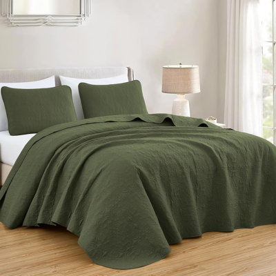 Luca 3-Piece Lightweight Microfiber Oversized Bedspread Set