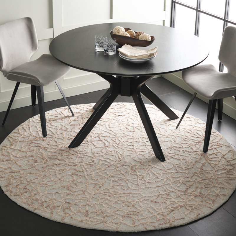 Ostara Hand Tufted Wool/Cotton Abstract Rug in Beige/Gray, Round 6'