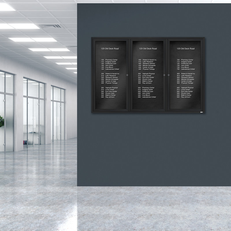 Tableau d'affichage mural fermé pour armoire d'annuaire, Noir thermolaqué, Trois, 48 po x 72 po