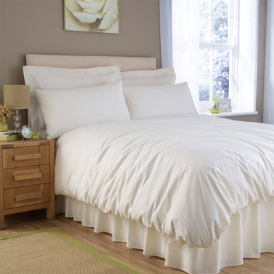 Adalinna Solid Colour Bedding with Pillowcases Included