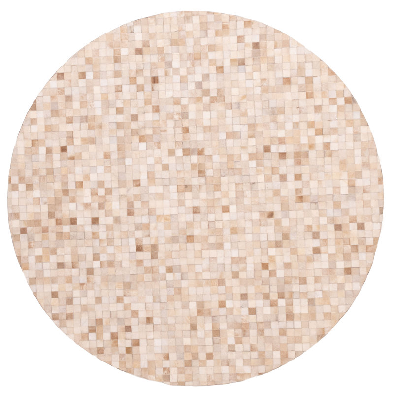 Tapis beige en cuir de vache patchwork 6 pi 6 po x 6 pi 6 po