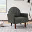 Fauteuil en forme de coquillage avec pieds en bois pour plus de confort et de style-545349130