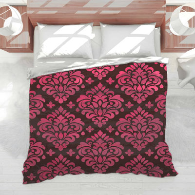 Pink Damask Pattern Comforter