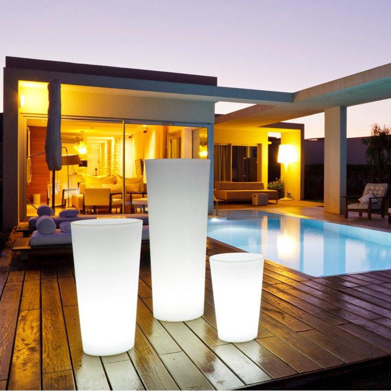 Tango Battery Powered Integrated LED Color Changing Outdoor Floor Lamp, 43.3" H x 17.7" W x 17.7" D