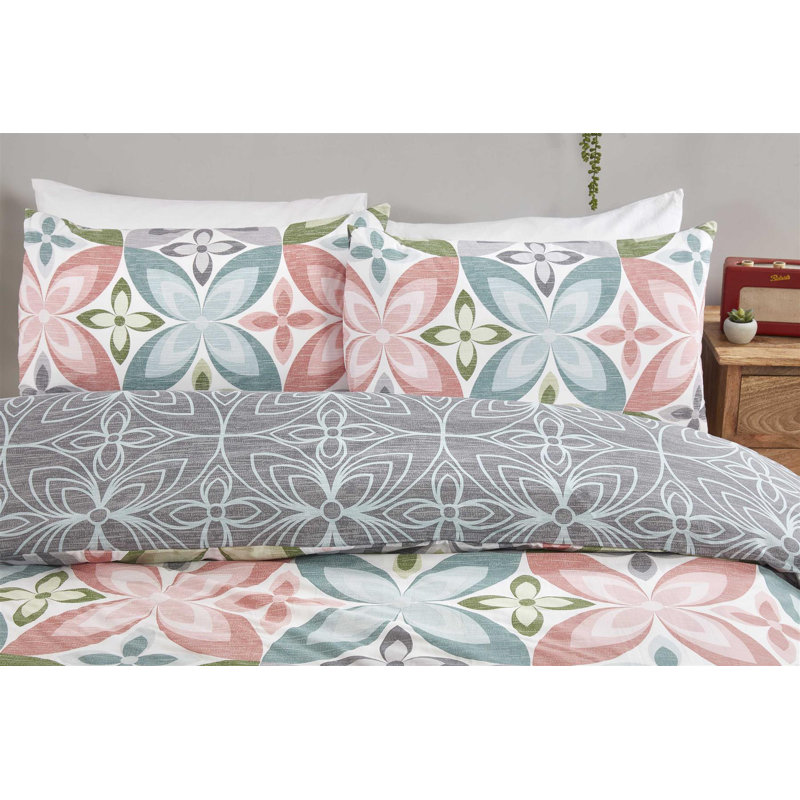 Nahunta, Double - 2 Standard Pillowcases