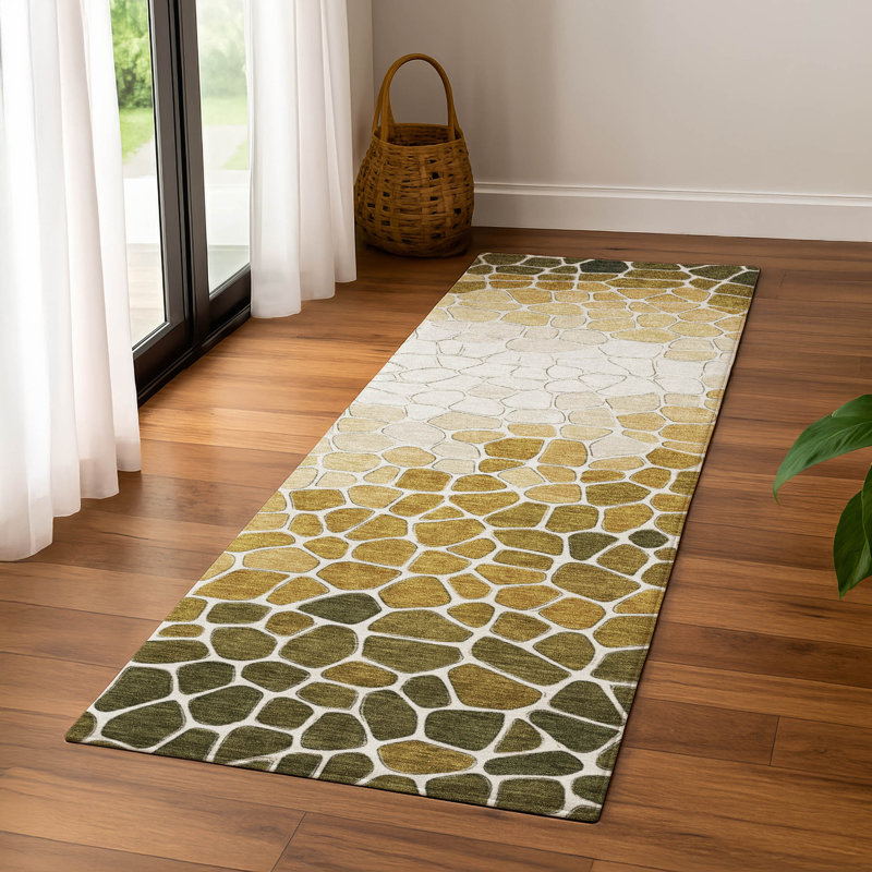 Tapis géométrique de qualité supérieure lavable à la machine Mayfield AMF2190, Doré, Tapis de couloir 2 pi 3 po x 7 pi 6 po