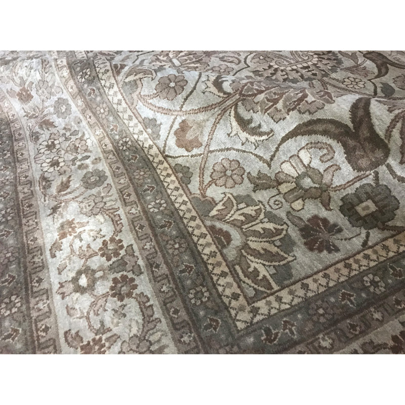 Marquis Wool Oriental Area Rug in Brown/Beige, Rectangle 4'3" x 6'2"