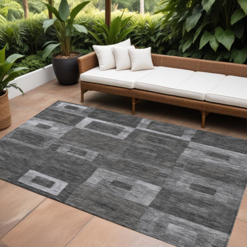 Tapis intérieur et extérieur lavable noir et gris 8 pi x 10 pi