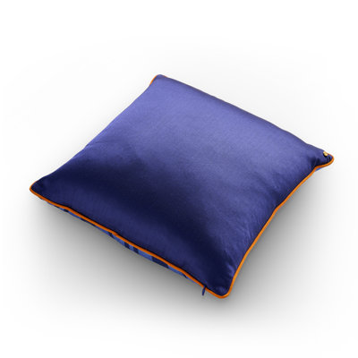 Kutnu Gradient Stripe Pillow with Contrast Piping