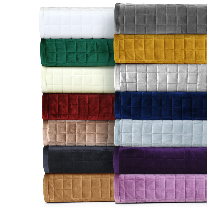 Tribeca Living Gold Velvet Twin Quilt Set with Shams