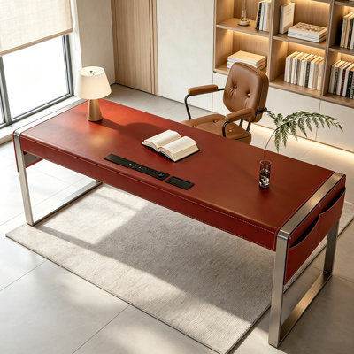 Bureau italien moderne et minimaliste