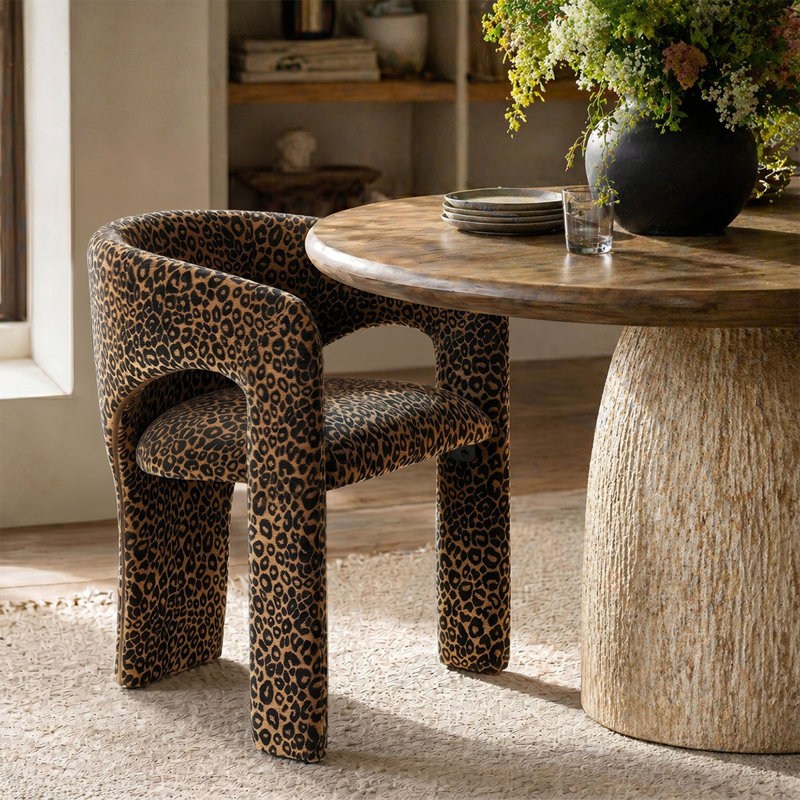 Chaise de salle à manger rembourrée avec dossier courbé et siège rembourré Leopard, Brown