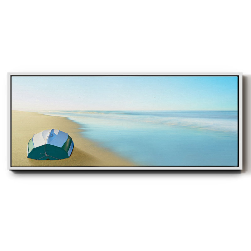 Bateau sur une plage II - toile encadrée, H 20 po x l 50 po