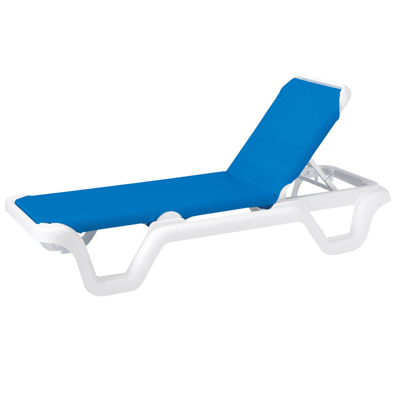 Chaise longue inclinable 78 po Grosfillex Marina, Bleu / blanc